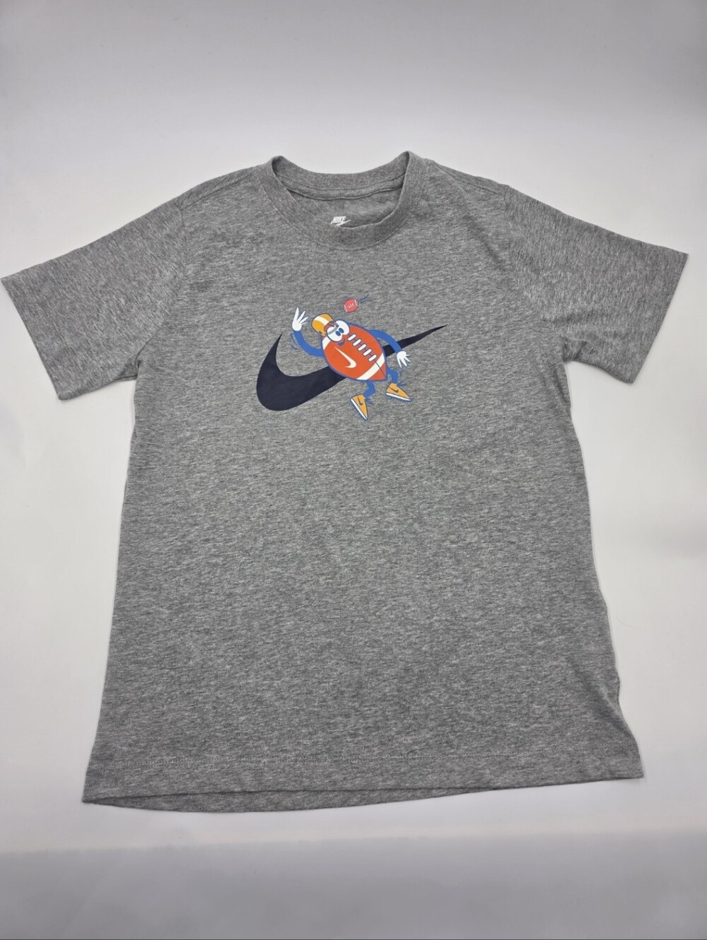 Nike boys' football tee size L - Picture 1 of 4